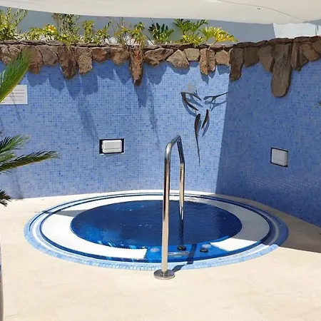 Birdcage Gay Men And Lifestyle (adults Only) Rezort Playa del Inglés